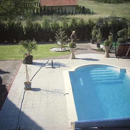 Bed and breakfast Rozalia Panzio *